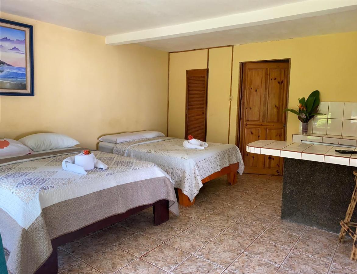 Hospedaje Quepos Εξωτερικό φωτογραφία