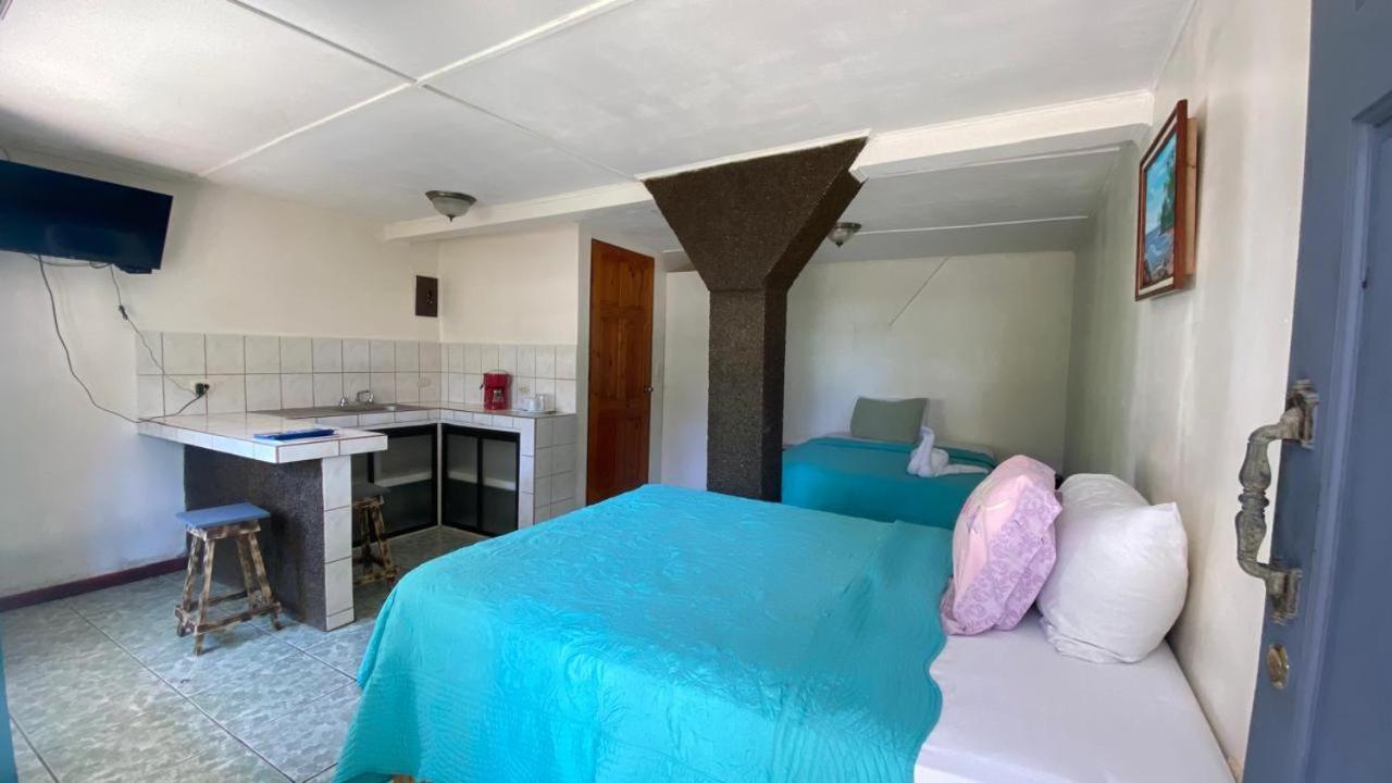 Hospedaje Quepos Εξωτερικό φωτογραφία