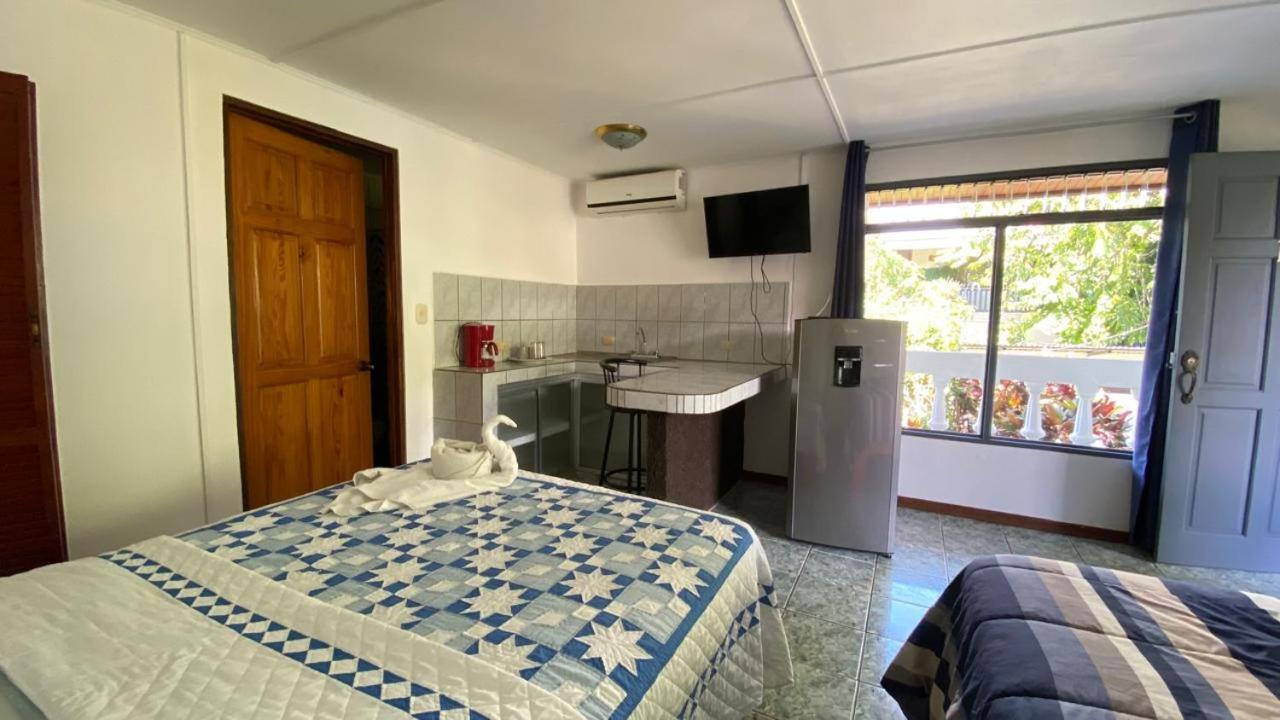 Hospedaje Quepos Εξωτερικό φωτογραφία